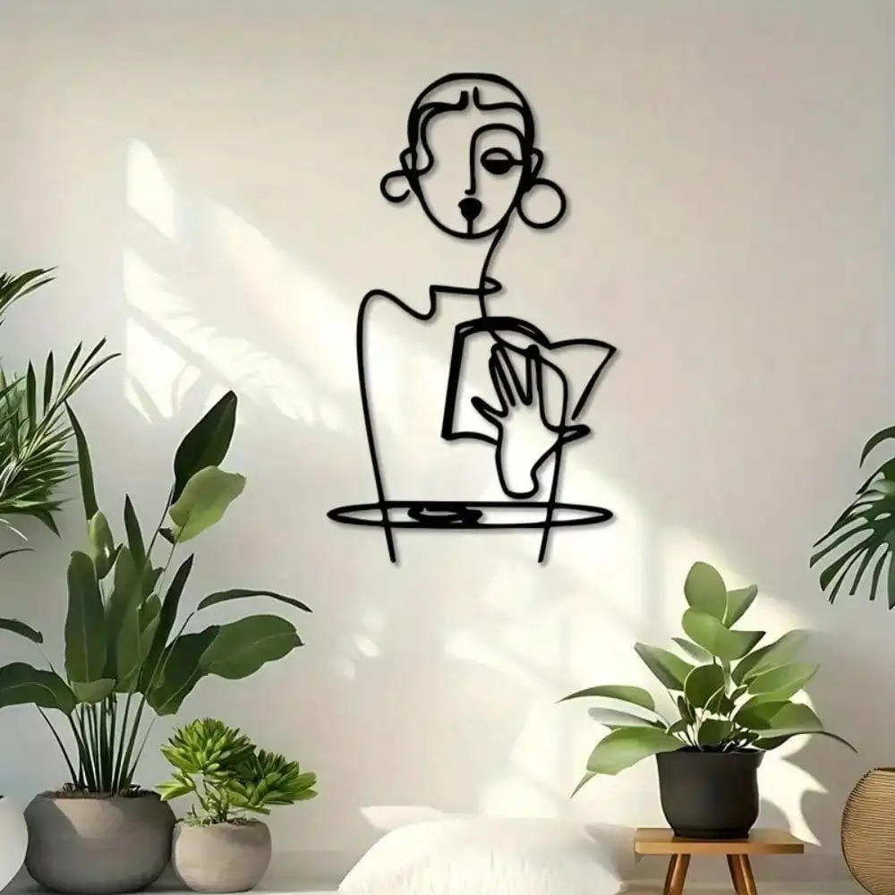 Brand Minimalist Woman Metal W - Home Decor Brand 评论和价格